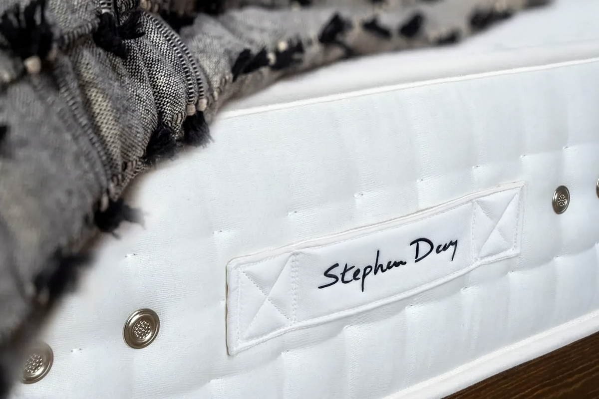 The Supreme 10,000 Pocket Spring Organic Wool & Cotton Mattress